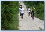 Ultrabalaton futás 2010 futás futók Dörgicse után 54. Veszprém Légtércsajszik