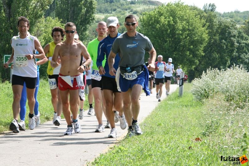 Ultrabalaton Rajt Tihany 2010, ultrafutók: Kerhornou Thierry, Szitó Ervin, Kerényi Farkas, Lőw András, Máró Csaba,
