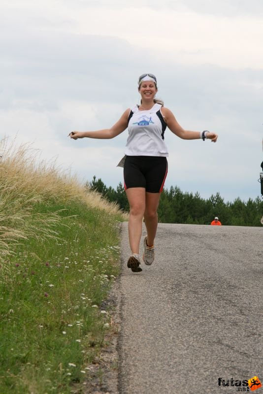 Ultrabalaton Ultramarathon 2010, Zoltán Judit Debrecen Nike Futóklub