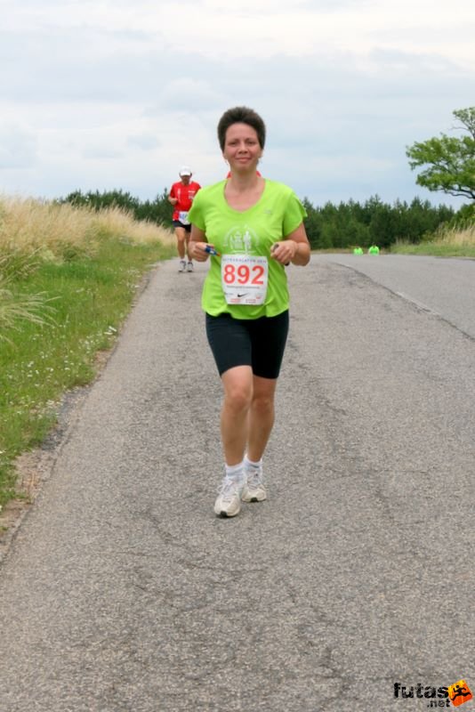 Ultrabalaton Ultramarathon 2010, Esztergomi Futóművek