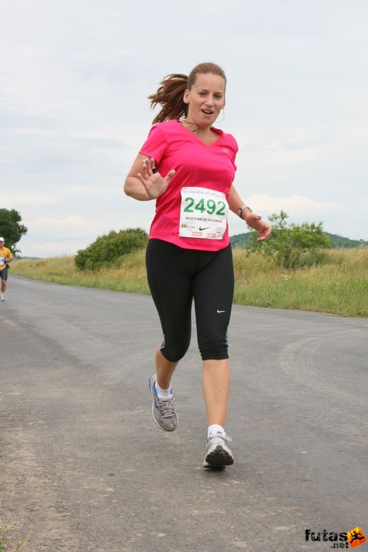 Ultrabalaton Ultramarathon 2010, Pálfi Lívia Ultrabalaton futóverseny
