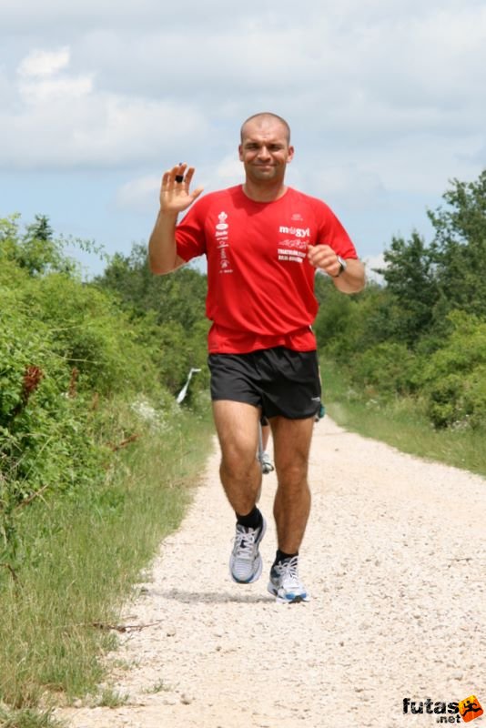 Ultrabalaton Running 2010, Illés Gábor ultrafutó Mogyi