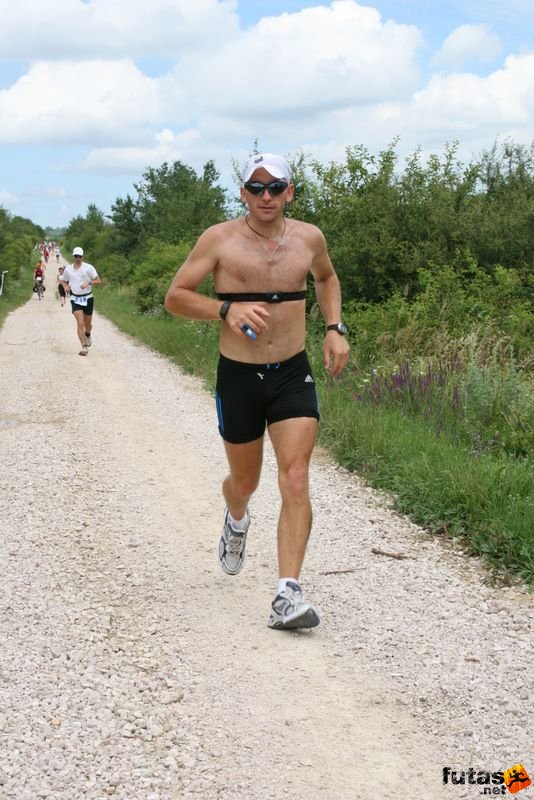 Ultrabalaton Running 2010, Bökönyi Zoltán Ultrabalaton célbaérkező