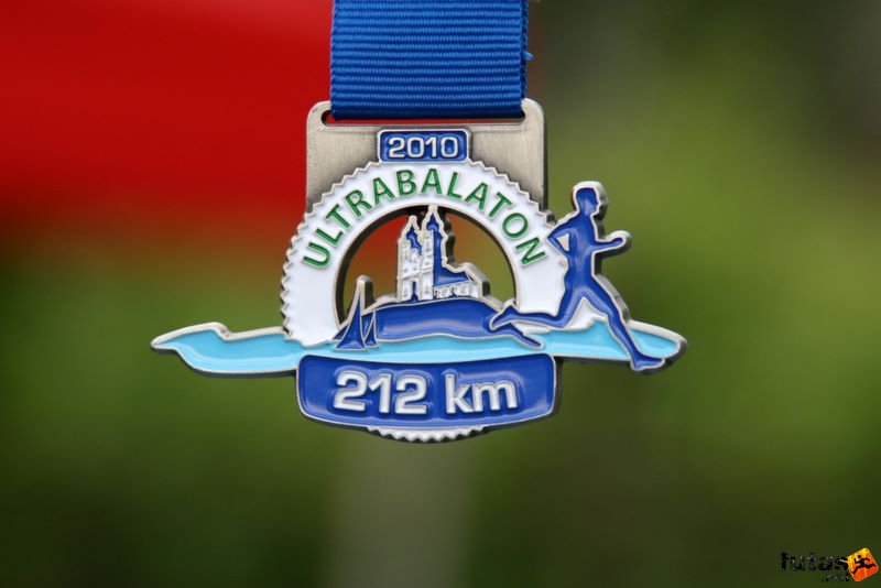 Ultrabalaton Tihany, Ultrabalaton medal