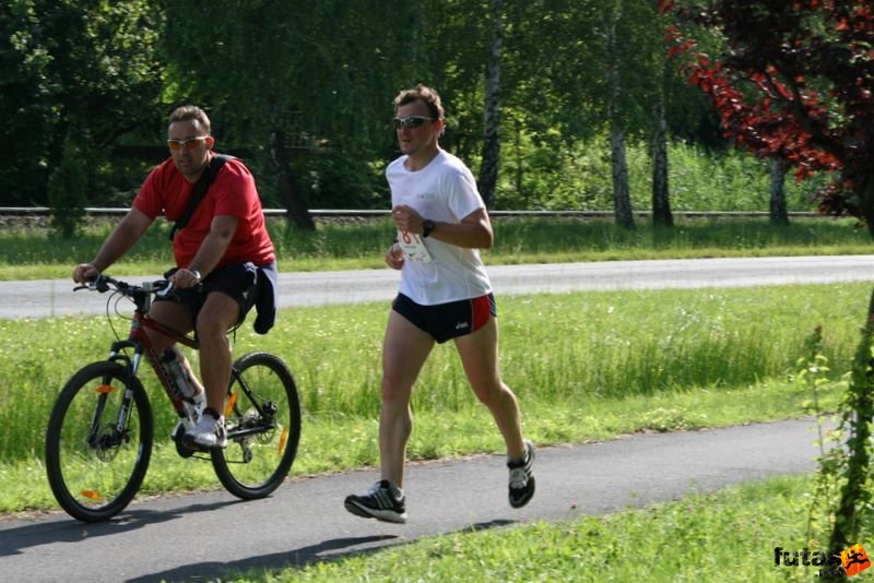 Ultramarathon Ultrabalaton Hungary, Invitel ultrák, Ultrabalaton futók