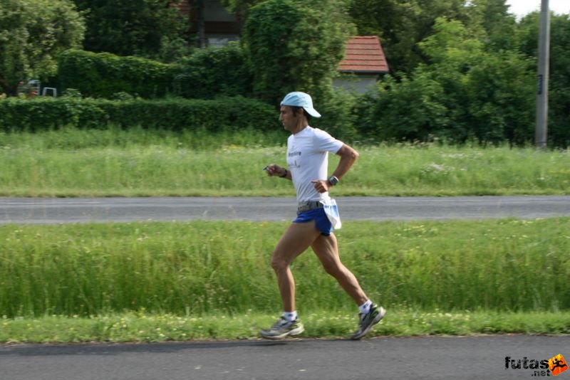 Ultramarathon Ultrabalaton Hungary, Bochons Eusébio a Balaton körül itt még vezető pozícióban