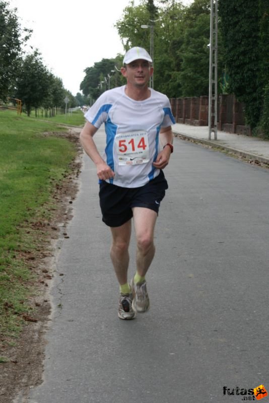Ultramarathon Ultrabalaton Hungary, futás a Balaton déli partján