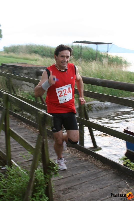 Ultramarathon Ultrabalaton Hungary, Colas + futók