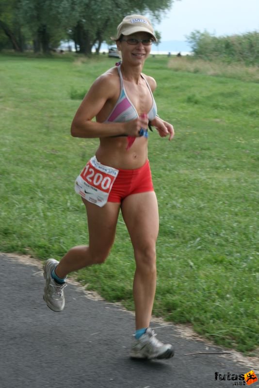 Ultramarathon Ultrabalaton Hungary, SUCH TEAM balatoni futó