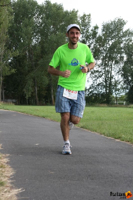 Ultramarathon Ultrabalaton Hungary, Suhanj suhanó balatoni futócsapat