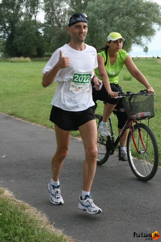 Ultramarathon Ultrabalaton Hungary, Dunaparti Futópartik, esztergomi futócsapat