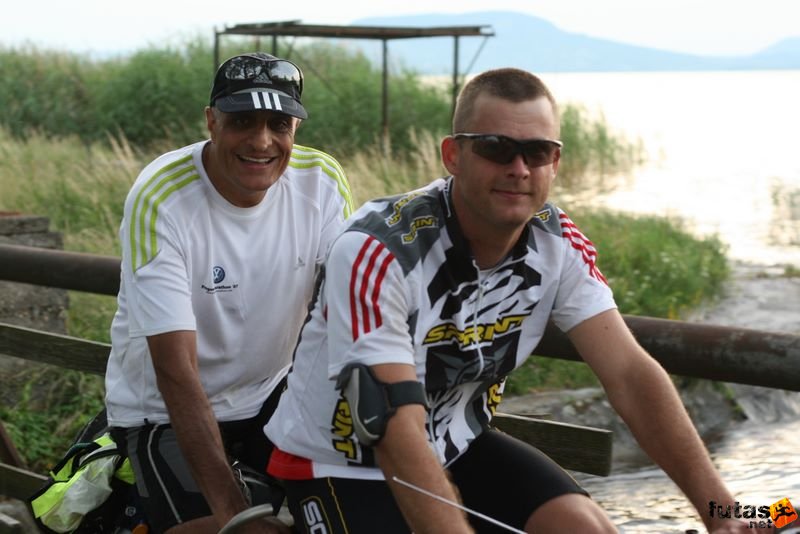 Ultramarathon Ultrabalaton Hungary, Tandemes kísérők
