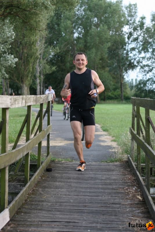 Ultramarathon Ultrabalaton Hungary, Kék Zoli feketében fut