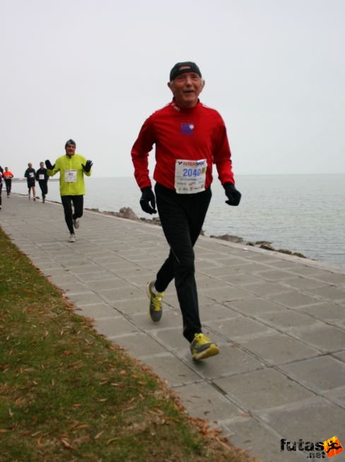 Jusztin Ferenc SZAFT Szécsény Balaton Maraton futás