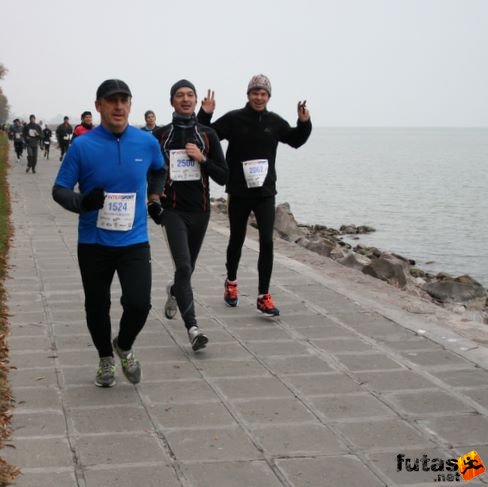 Juszt András Hírös Futóklub, Gellén Lajos Nike Futóklub, Jánoska Zsolt dr Amatőr Balaton Maraton futás