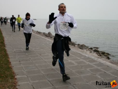 Hevesi Tóth István Balaton Maraton futás