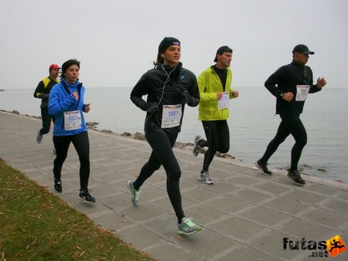 Somogyi Andrea Balaton Maraton futás
