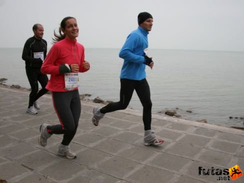 Simóka Gabriella Balaton Maraton futás