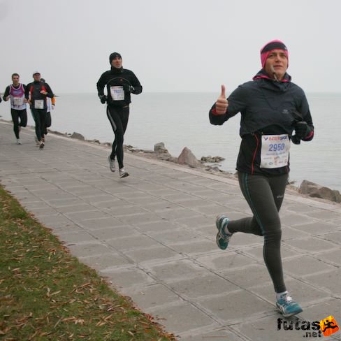 Vándor Nóra Balaton Maraton futás