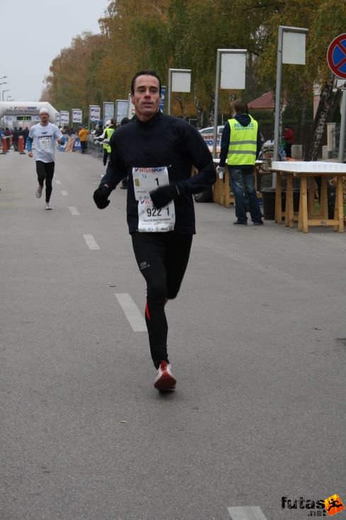 Beda Szabolcs a maraton győztese Balaton Maraton futás