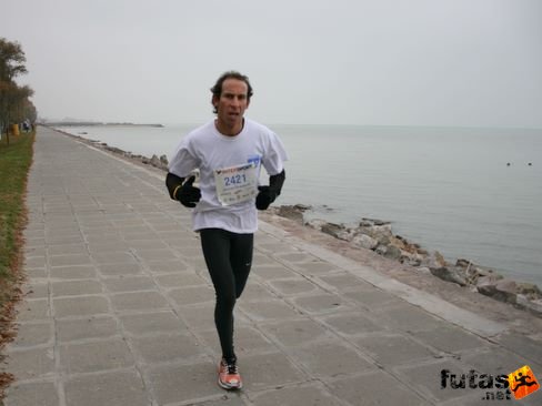 Orsós Zoltán Balaton Maraton futás