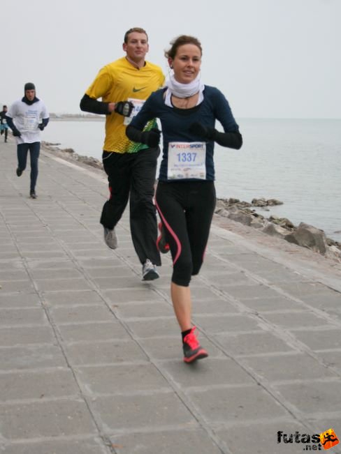 Macher Tünde Balaton Maraton futás