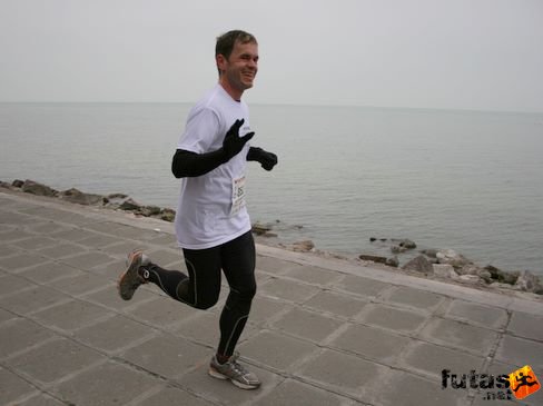 Ádám Balaton Maraton futás