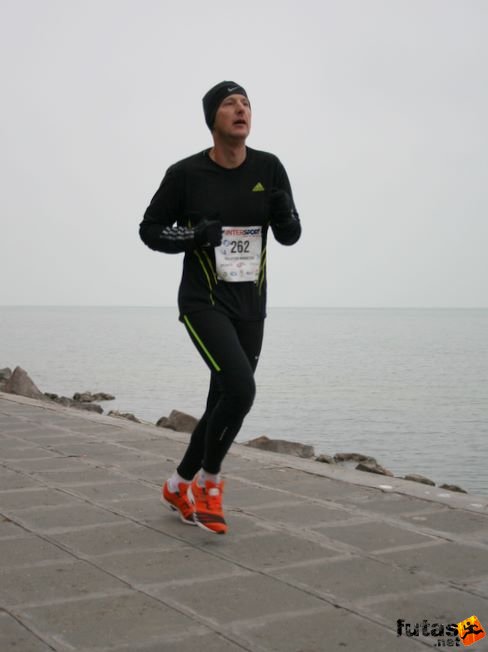Muhari Gábor Balaton Maraton futás
