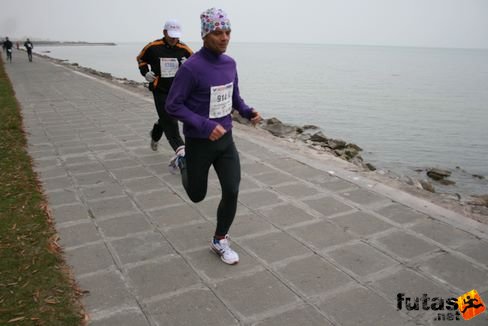 Pész Attila maraton futás párban Balaton Maraton futás
