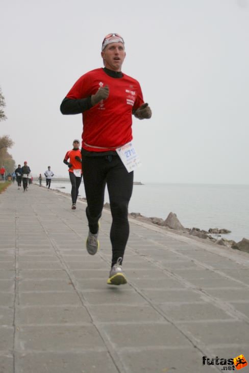 Surján Gergely Balaton Maraton futás