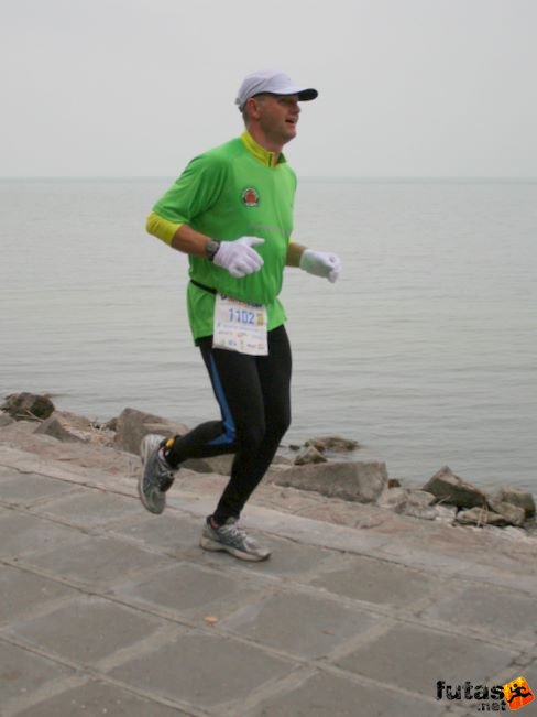FittBike Se Balaton Maraton futás
