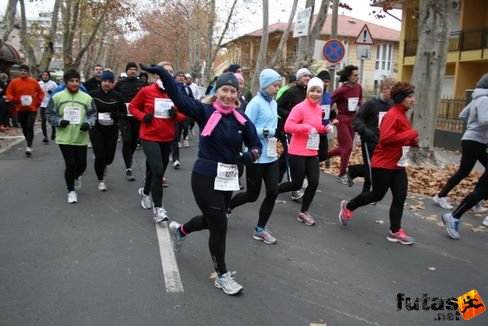Nyúl Juli és Kata Balaton Maraton futás