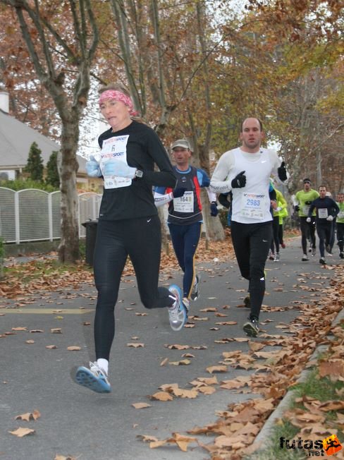 Földingné Nagy Judit a maraton női győztese Balaton Maraton futás