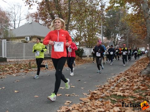 Kertész Adrienn Balaton Maraton futás