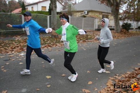 Kati és Ibolya Balaton Maraton futás