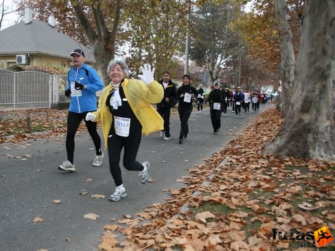 Lencsés Éva Vitalitás SE Balaton Maraton futás