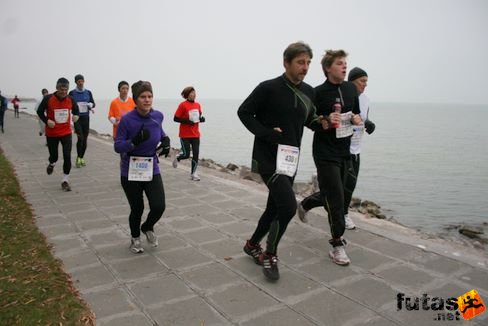 Viki Balaton Maraton futás