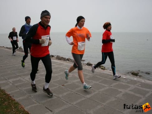 Krisztina Nike Futóklub Győr Balaton Maraton futás