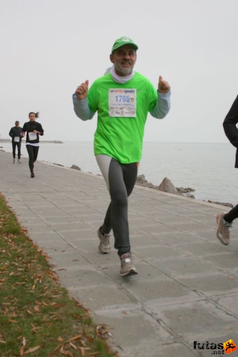 Miskolczi János Nike Futóklub Balaton Maraton futás