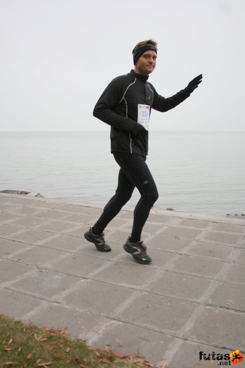 Tarczy Gyula Balaton Maraton futás