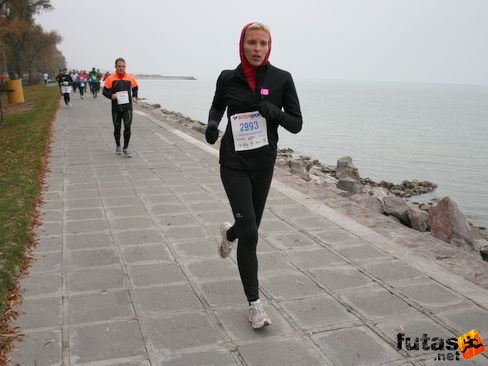 Gősi Georgina Balaton Maraton futás