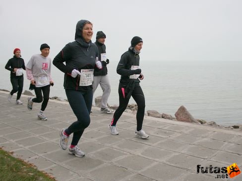 Gangel Enikő maratoni futás Balaton Maraton futás