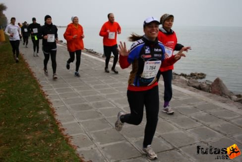 Szántai Vecsera Orsi Merkapt Maraton Team Balaton Maraton futás