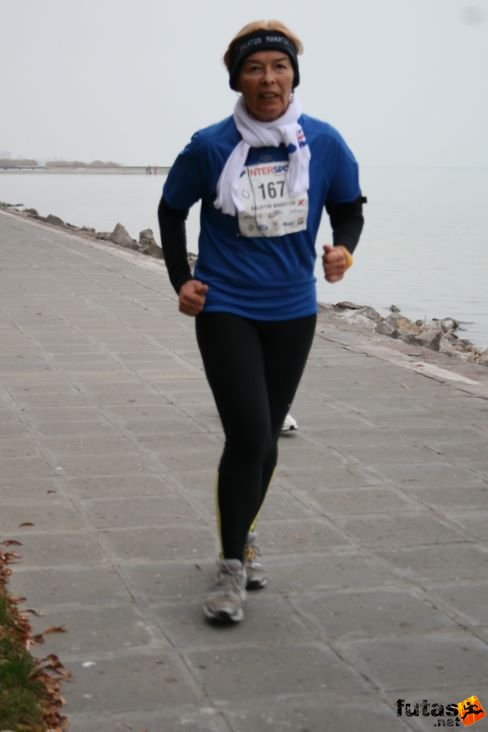 Csonka Ilona Minden-kor Női SE Balaton Maraton futás