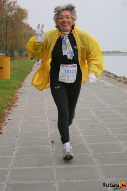 Lencsés Éva Balaton Maraton futás