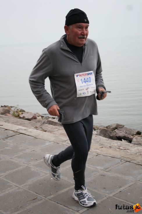 Poczik Károly Balaton Maraton futás