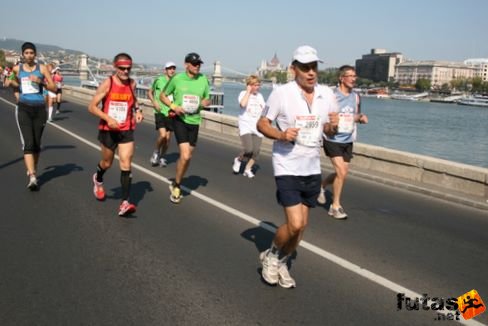 Feierabend Herbert, Freiburger Männerchor Budapest Marathon futás