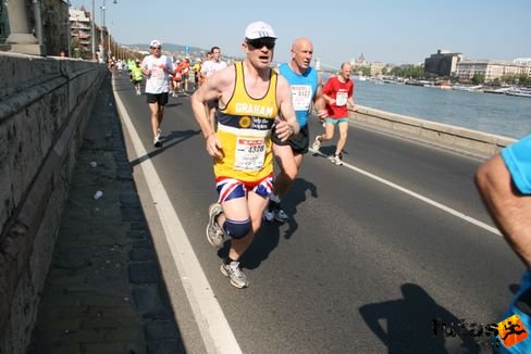 Buckle Graham London runner Budapest Marathon futás