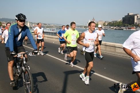 budapest_marthon_1758.jpg Budapest Marathon futás