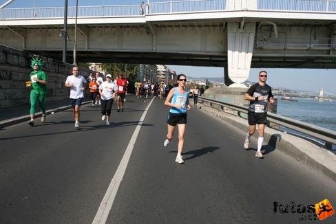 hidak Budapest Marathon futás